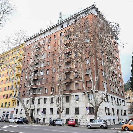 Апартаменты Casa Angelico Рим Экстерьер фото